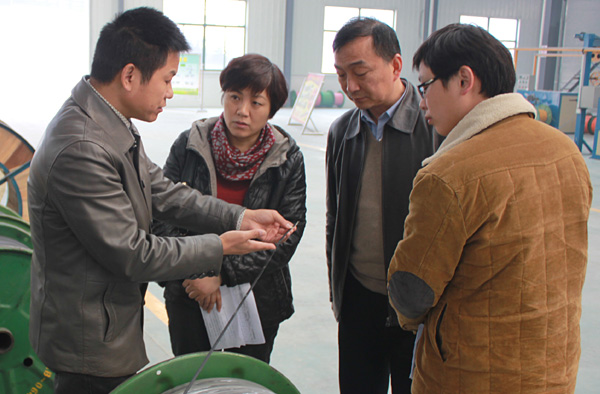 滁州市經(jīng)信委領導來安邦集團調(diào)研新項目建設情況(圖1)
